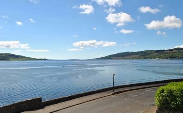  Image of 3 bedroom Flat for sale in Tighnabruaich PA21 at Tighnabruaich, PA21 2BB